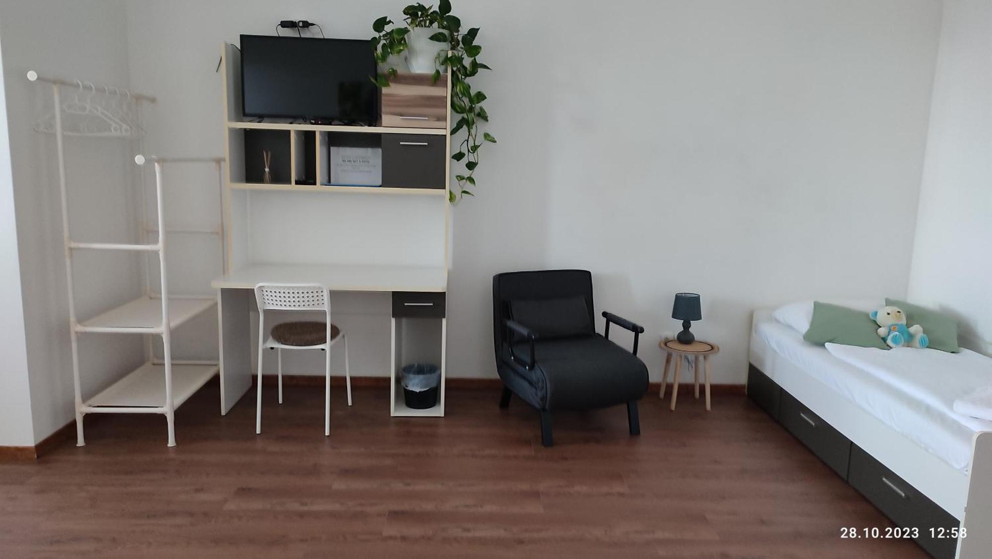 Villa Homestay Nad Helmrovkou Prag Exteriör bild