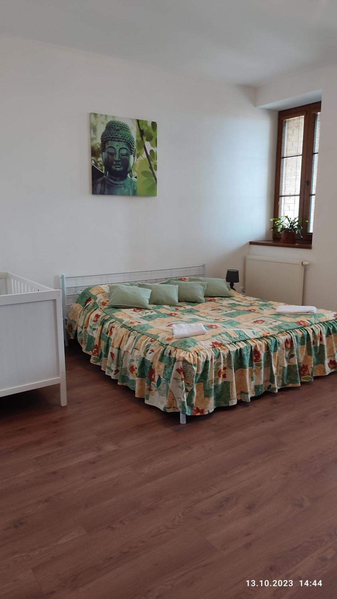 Villa Homestay Nad Helmrovkou Prag Exteriör bild